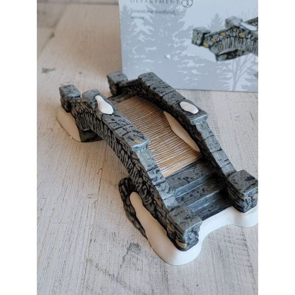 Dept 56 4025461 Limestone Footbridge village accessory xmas - Picture 1 of 5